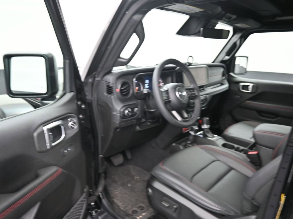 Used 2026 Jeep Wrangler Unlimited Rubicon AWD/4WD image 10