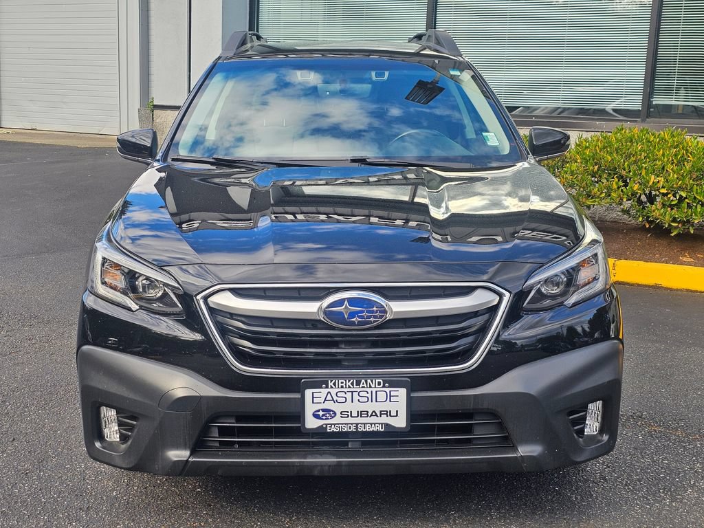 Used 2022 Subaru Outback Premium w/ Tech Package 1 AWD/4WD image 2