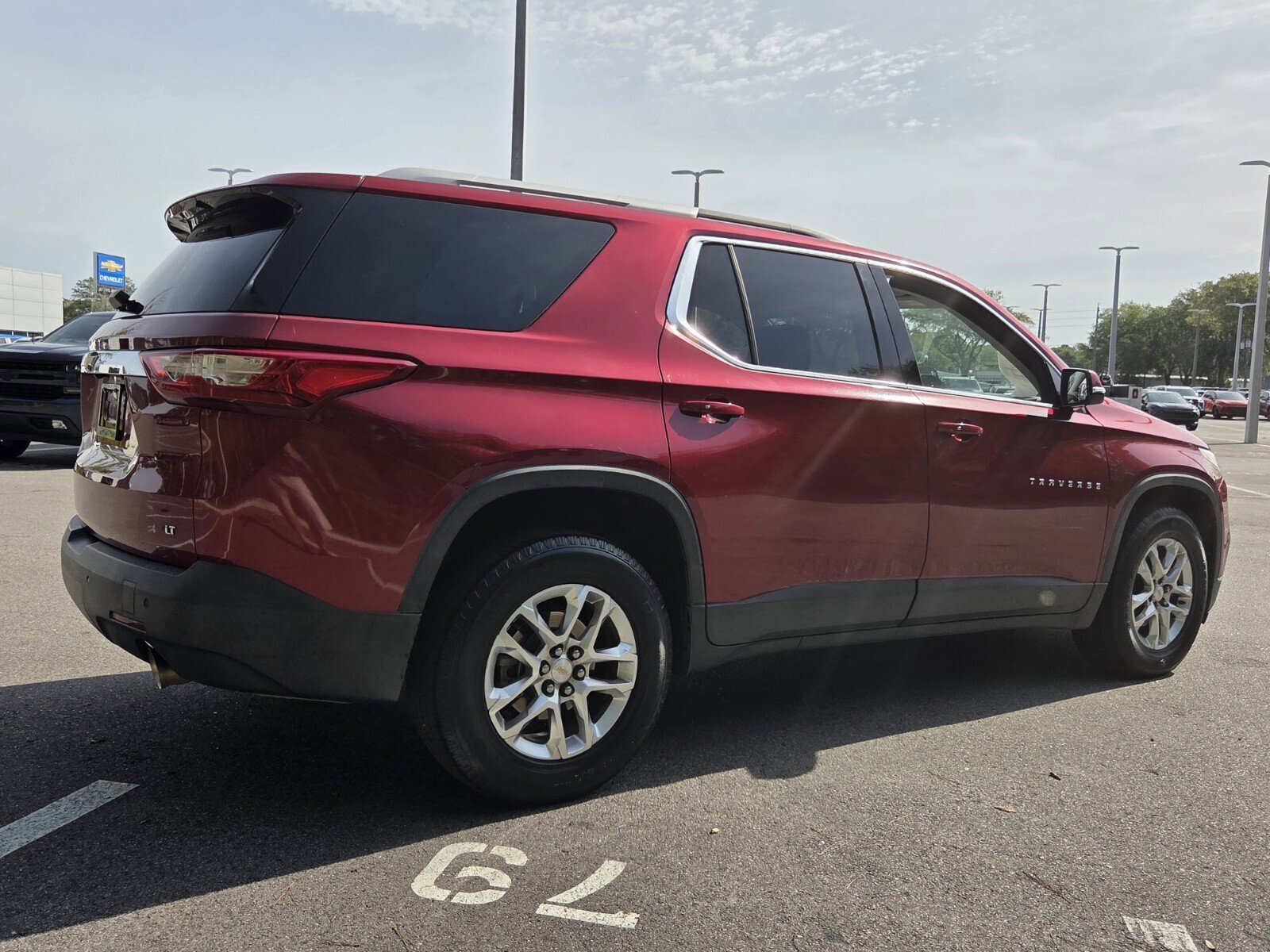 Used 2018 Chevrolet Traverse LT FWD image 5