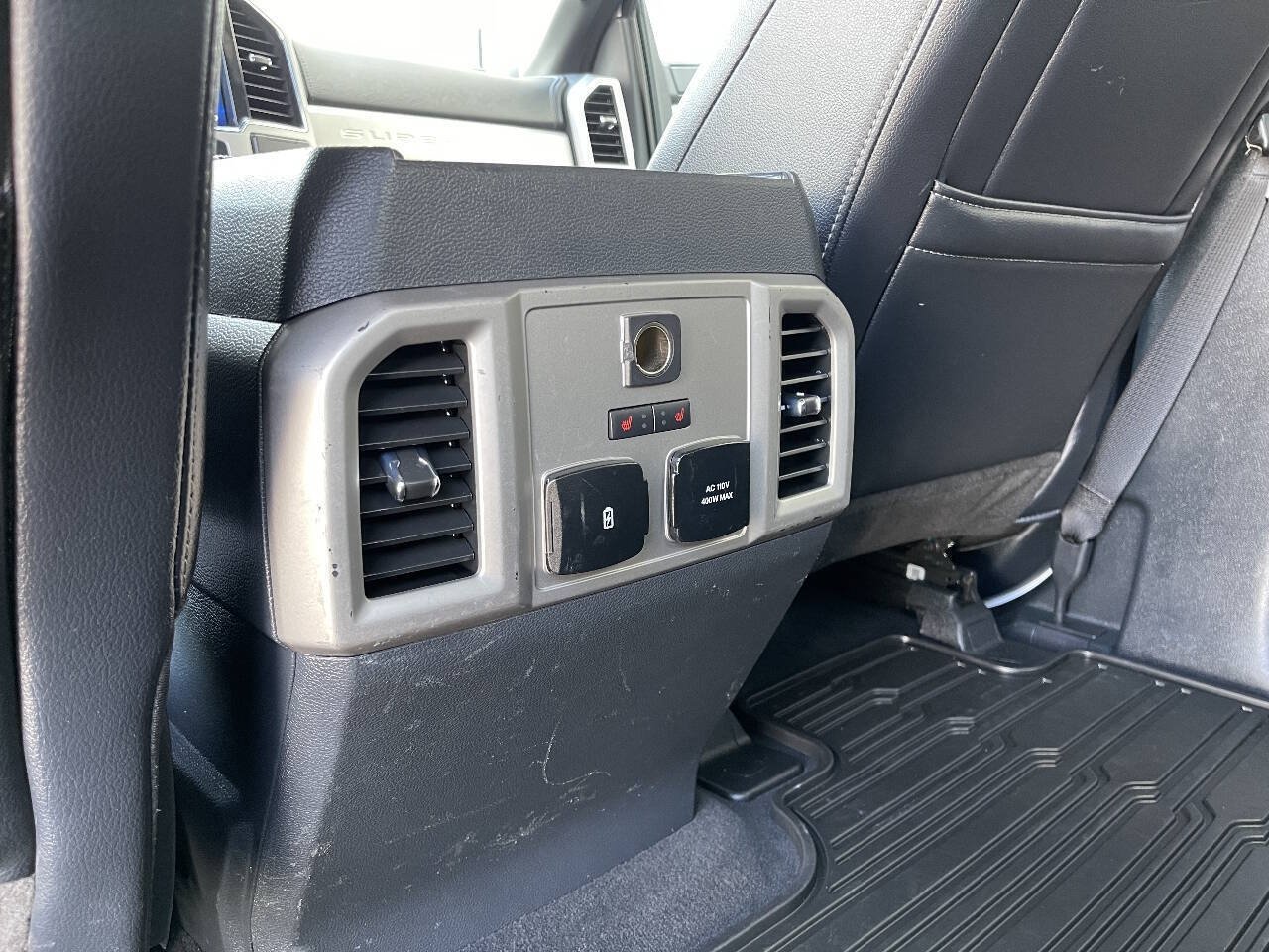 Used 2022 Ford F350 Lariat w/ Lariat Ultimate Package AWD/4WD image 15