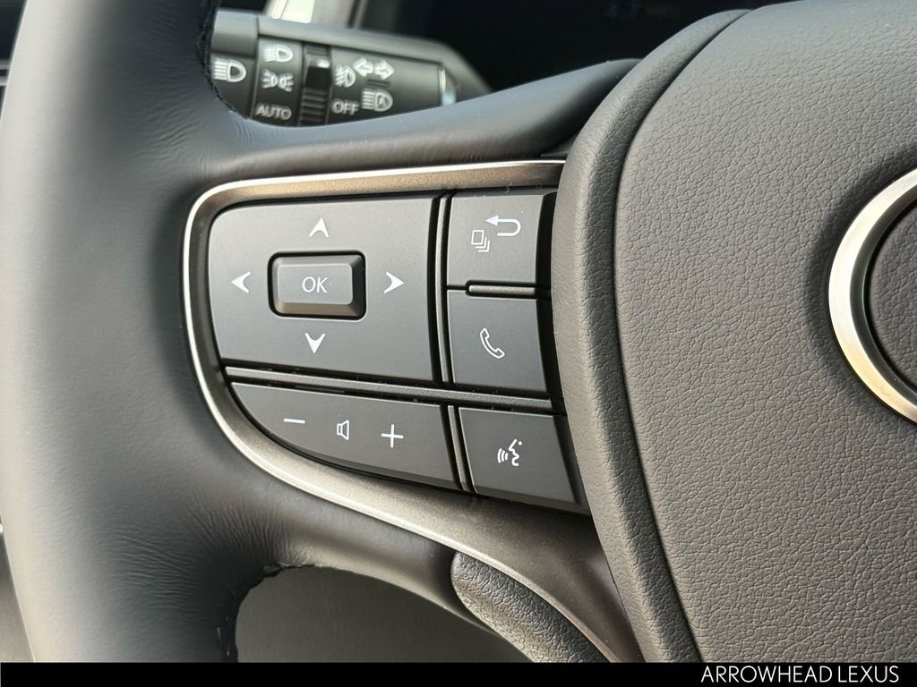 New 2026 Lexus UX 300h AWD image 14