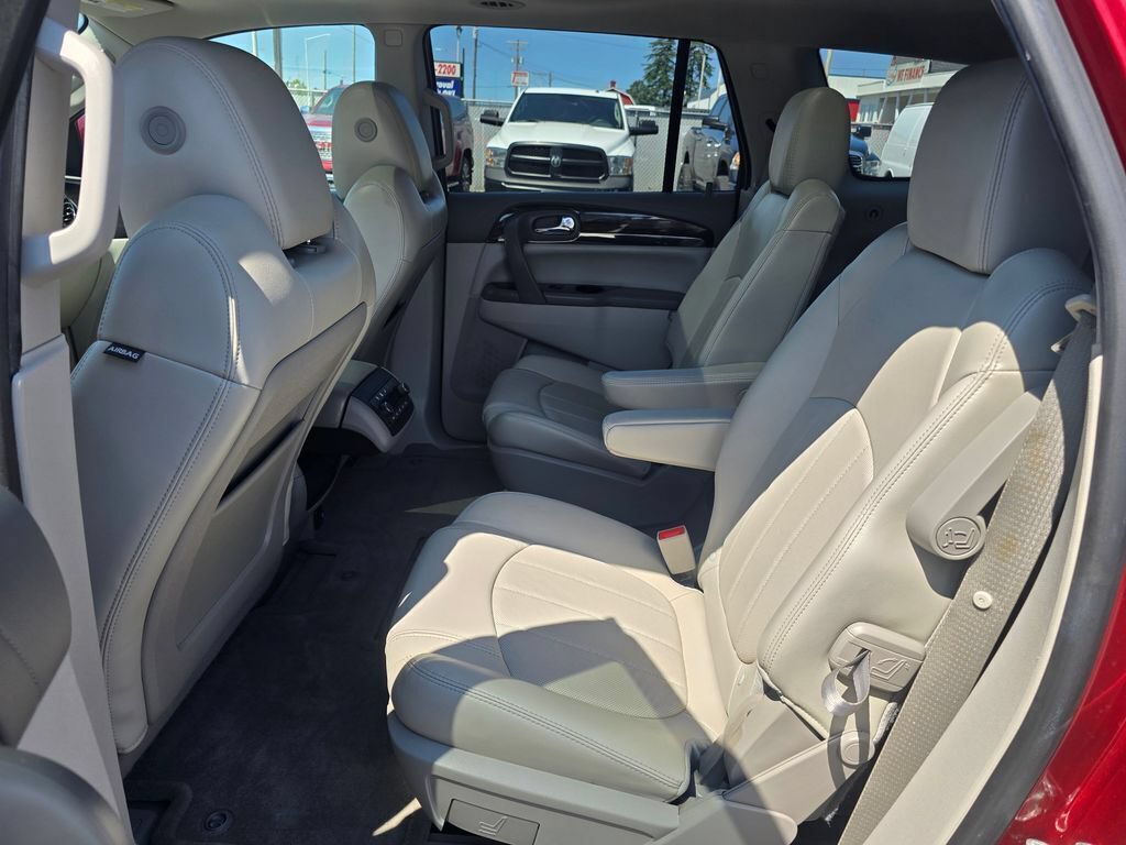 Used 2017 Buick Enclave Premium w/ Experience Buick Package FWD image 16