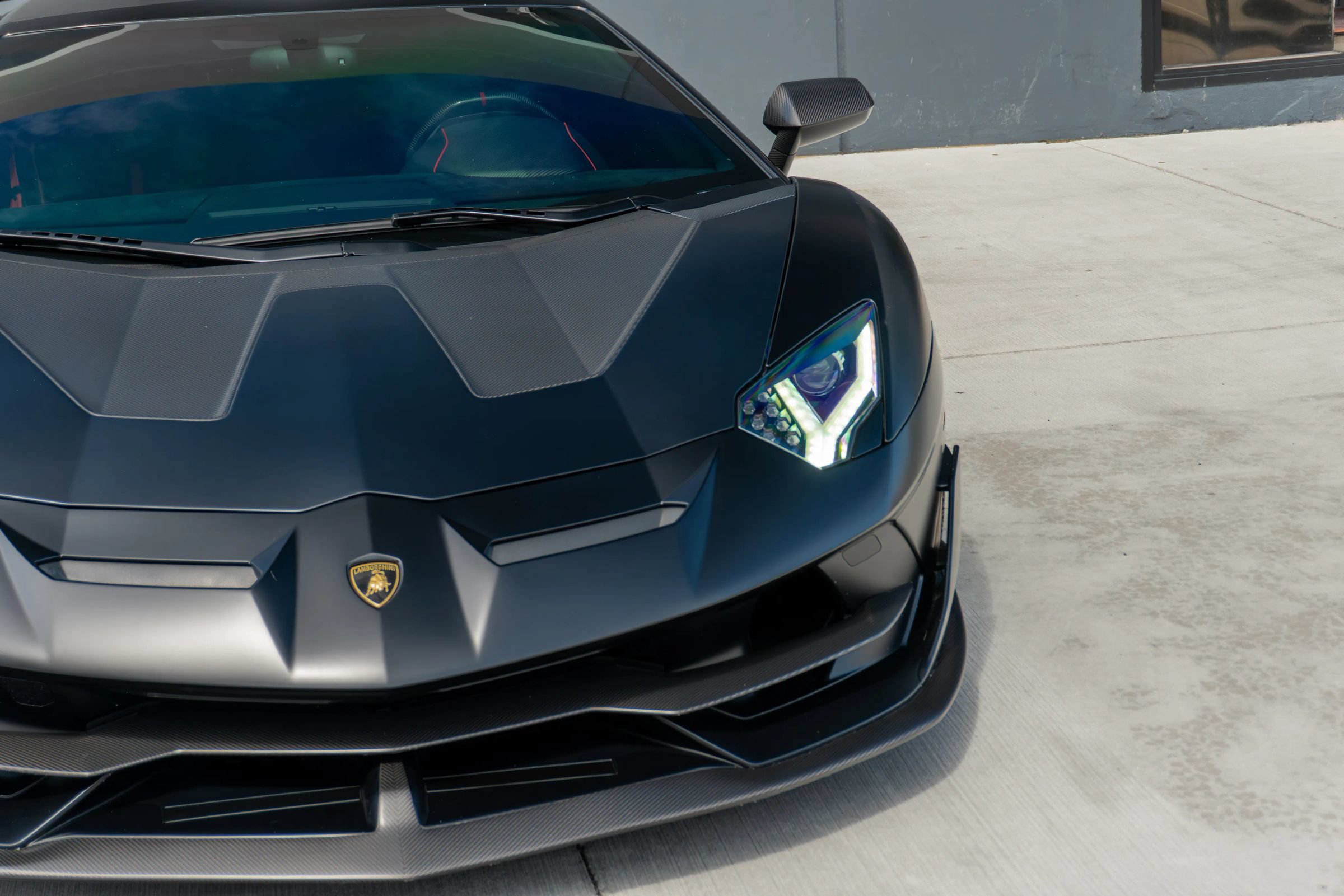 Used 2020 Lamborghini Aventador SVJ AWD/4WD image 32