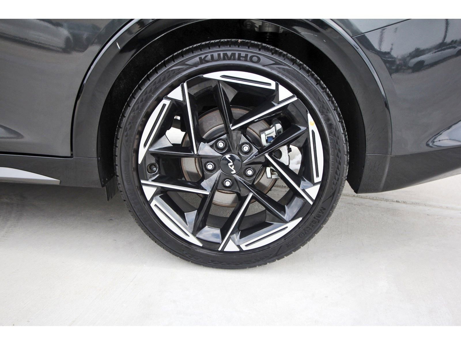 Used 2025 Kia K4 GT-Line w/ GT-Line Premium Package image 31