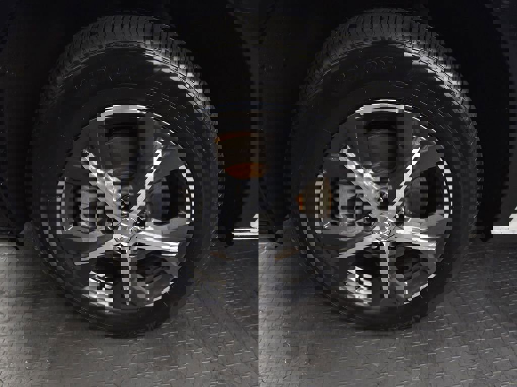 Used 2023 Honda HR-V EX-L image 14