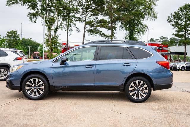 Used 2016 Subaru Outback 2.5i Limited AWD/4WD image 2