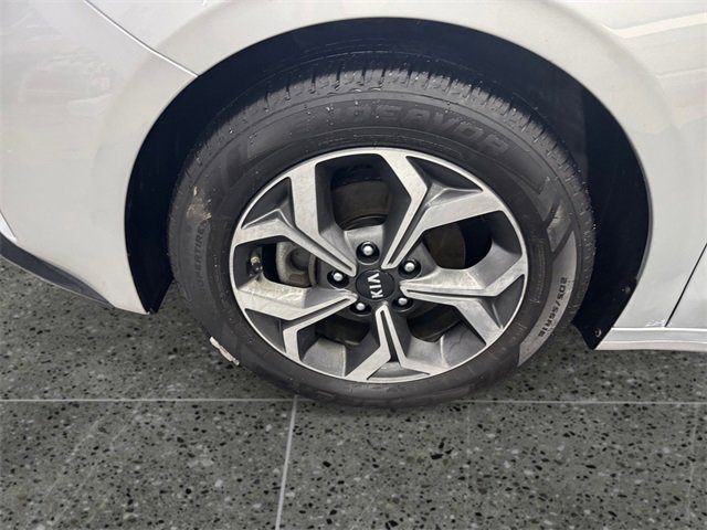 Used 2020 Kia Forte LXS image 24