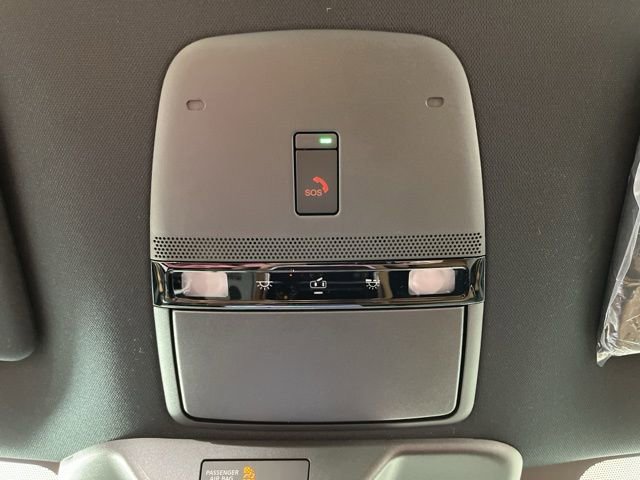 New 2026 Nissan Armada SL w/ Captain's Chari Seat Package image 35