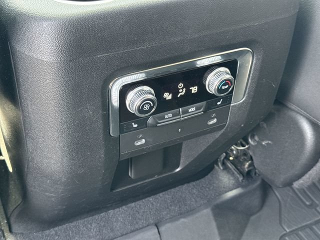 Certified 2022 GMC Yukon XL AT4 AWD/4WD image 21