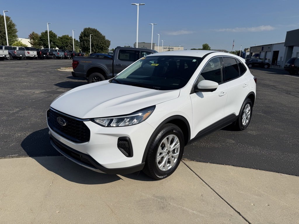 Certified 2023 Ford Escape Active w/ Tech Pack #2 image 11