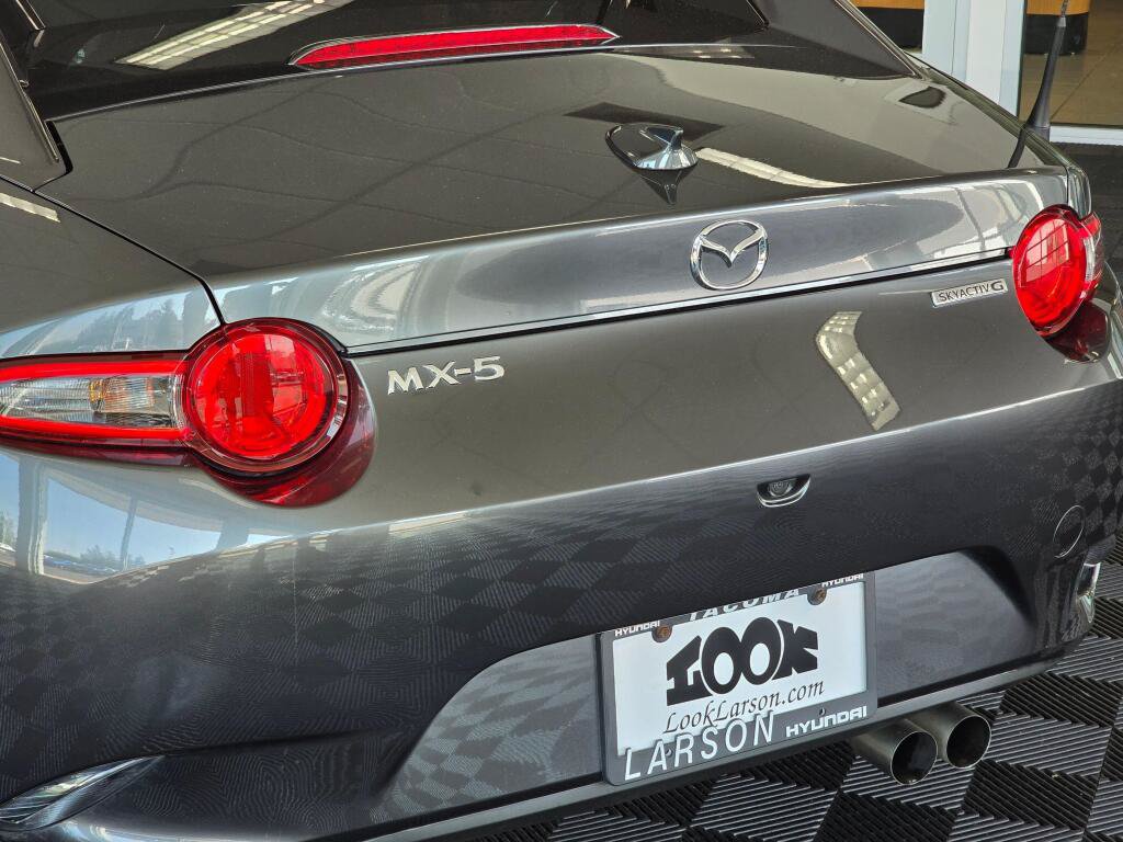 Used 2023 MAZDA MX-5 Miata Grand Touring RWD image 12