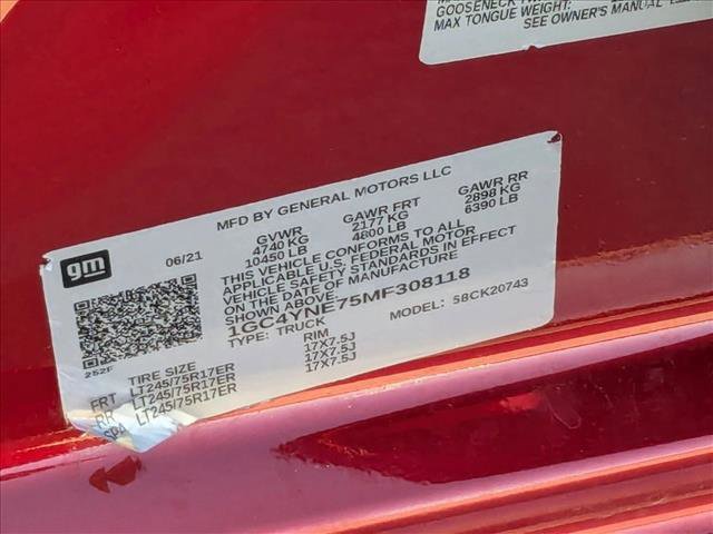 Used 2021 Chevrolet Silverado 2500 LT w/ Convenience Package image 24