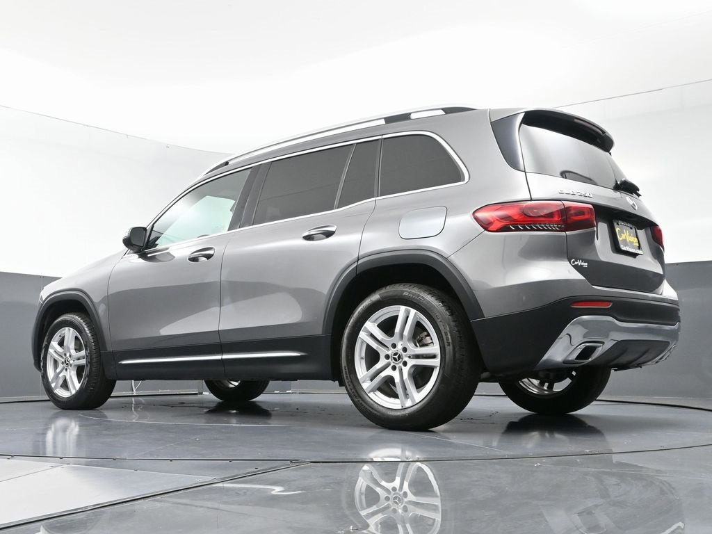 Used 2022 Mercedes-Benz GLB 250 w/ Premium Package Lite image 60