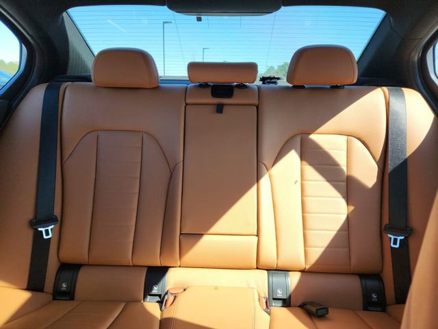 Used 2019 BMW 330i Sedan w/ Premium Package image 11