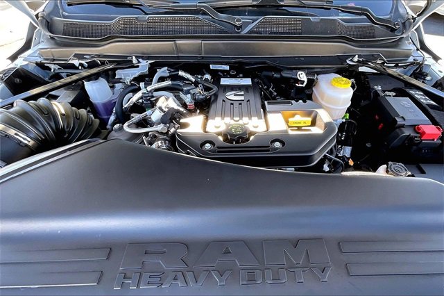 Used 2025 RAM 2500 Laramie image 9