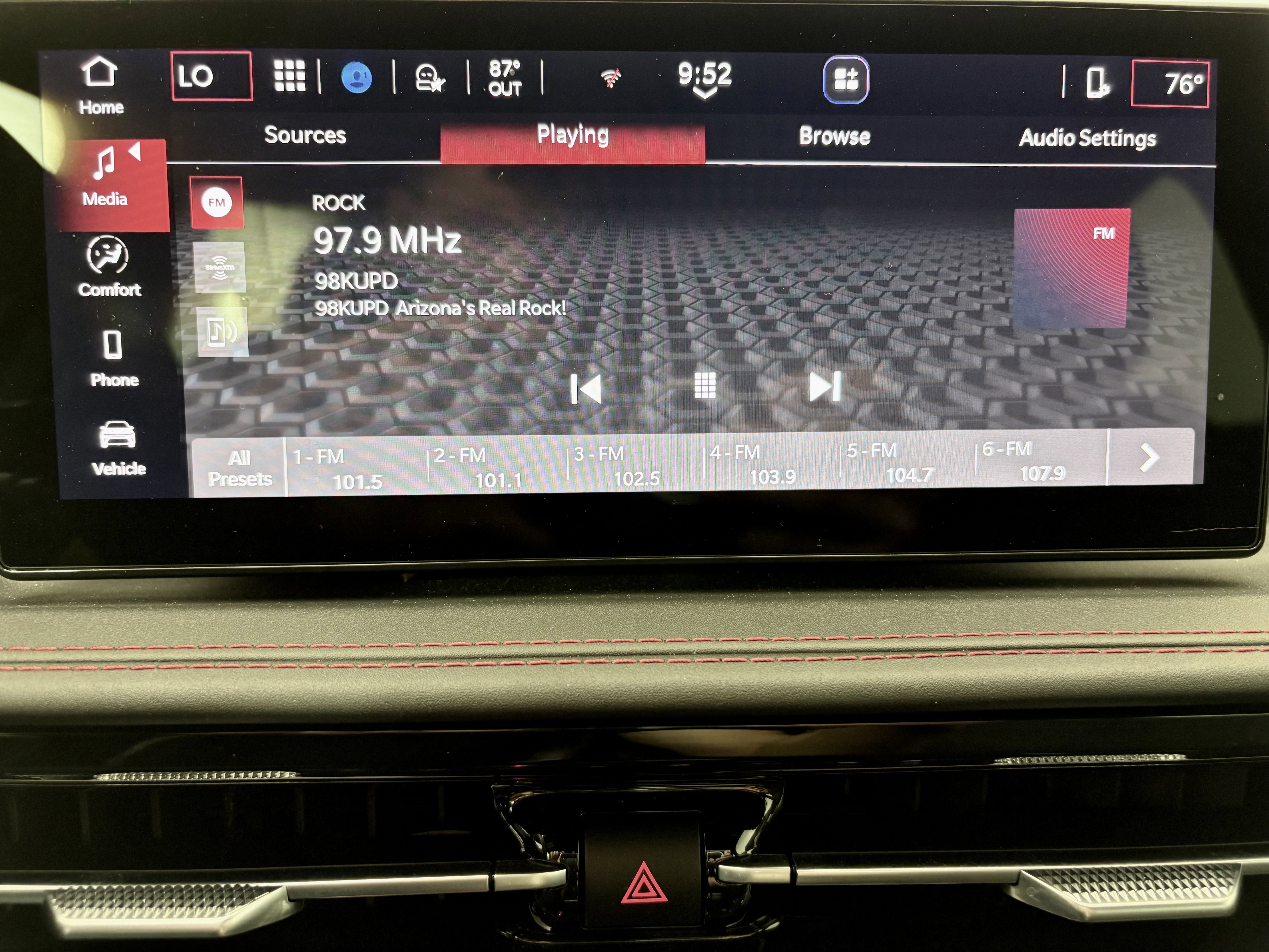 New 2025 Dodge Hornet GT w/ GT Blacktop Package image 17