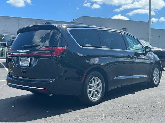 New 2026 Chrysler Pacifica Select FWD image 12