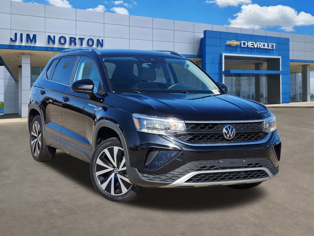 Used 2024 Volkswagen Taos SE