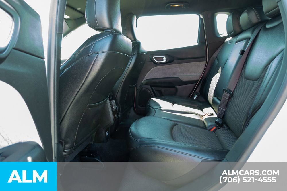 Used 2024 Jeep Compass Latitude image 15