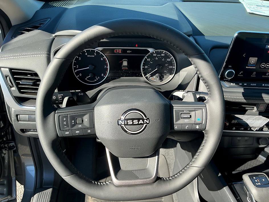 New 2026 Nissan Rogue Dark Armor image 10