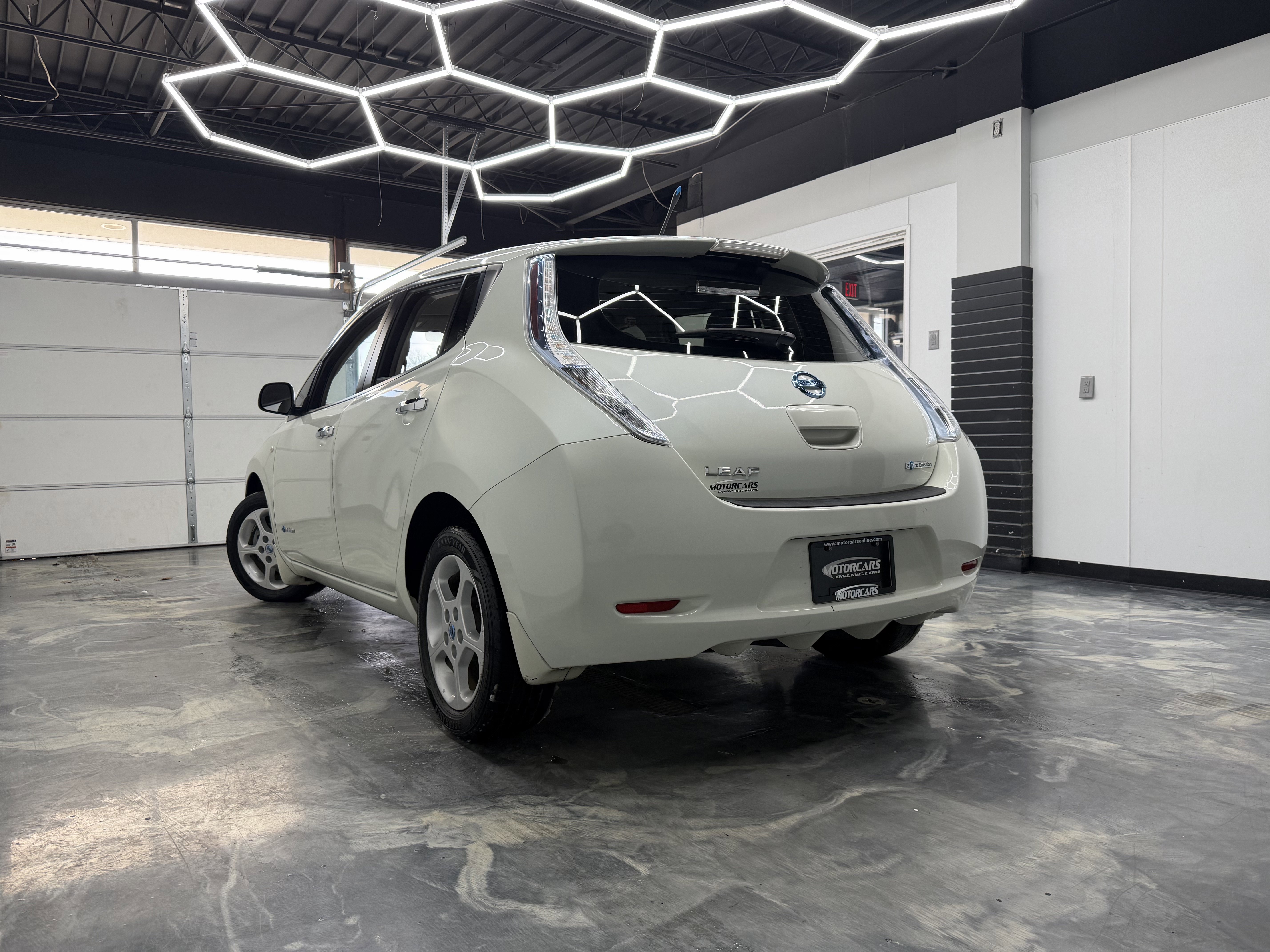 Used 2012 Nissan Leaf SV image 6