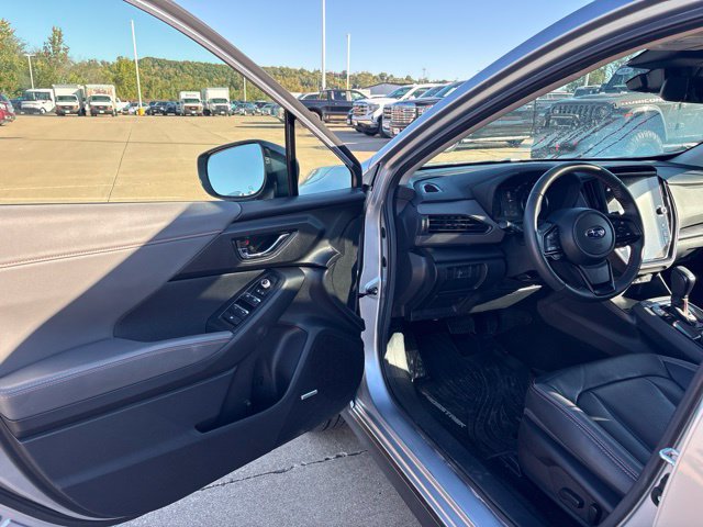 Used 2024 Subaru Crosstrek 2.5i Limited AWD/4WD image 9