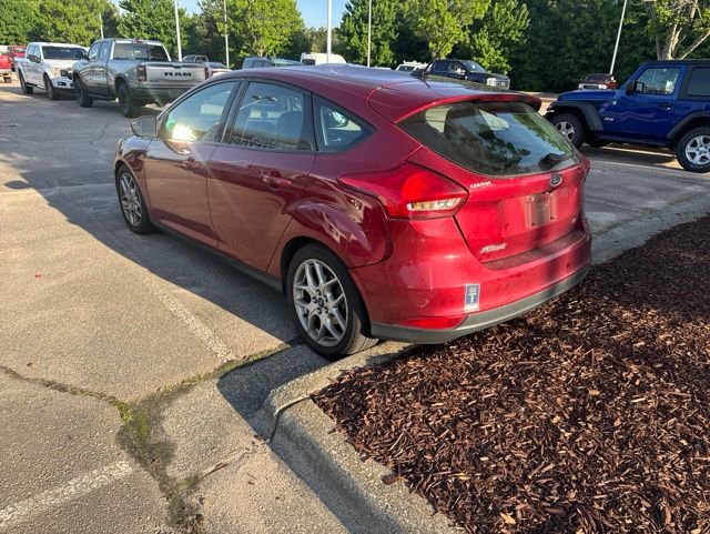 Used 2015 Ford Focus SE w/ Equipment Group 201A FWD image 10