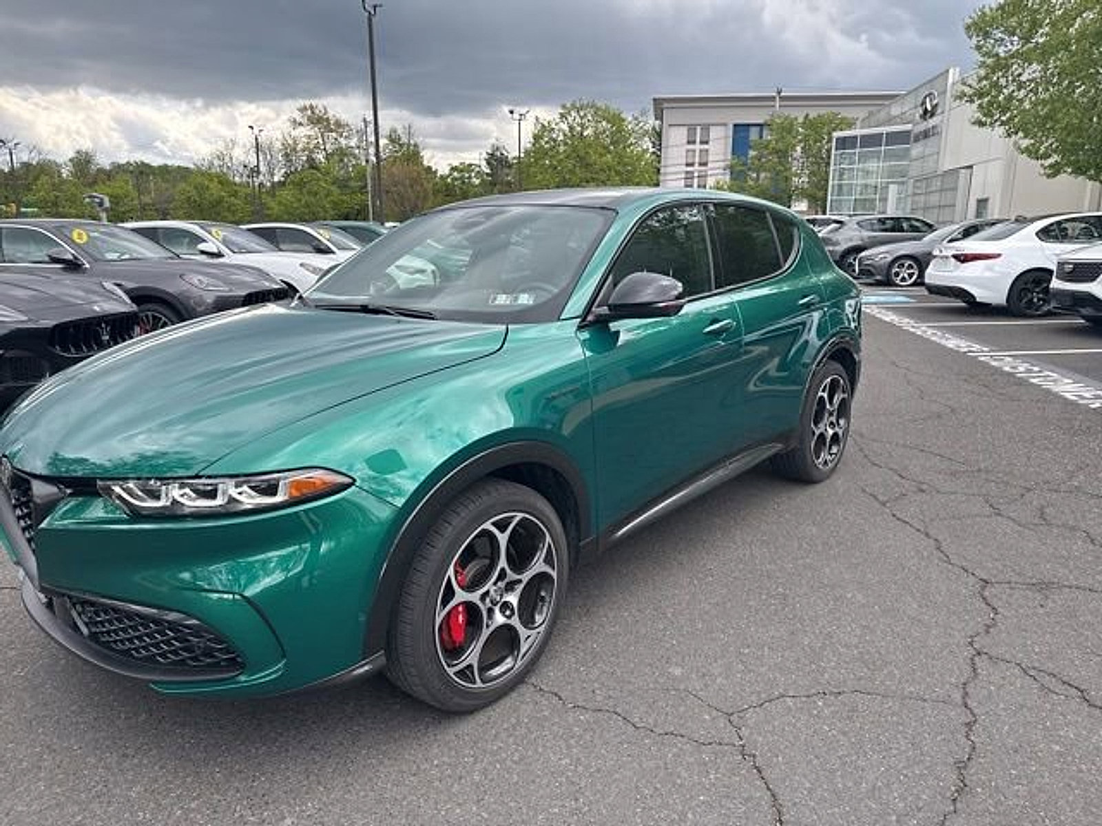 Used 2024 Alfa Romeo Tonale Veloce w/ Active Assist Package image 8