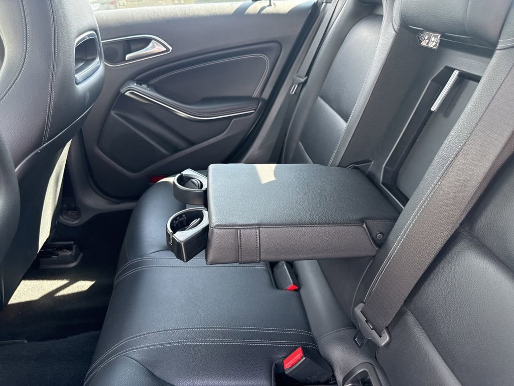 Used 2019 Mercedes-Benz CLA 250 4MATIC image 18