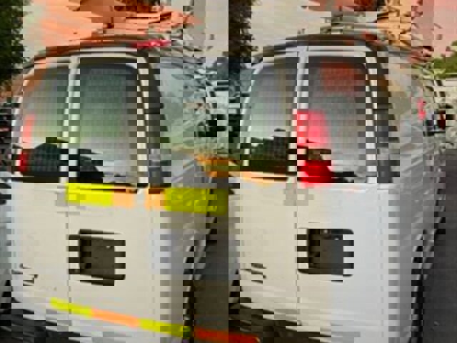 Used 2014 Chevrolet Express 2500 image 4