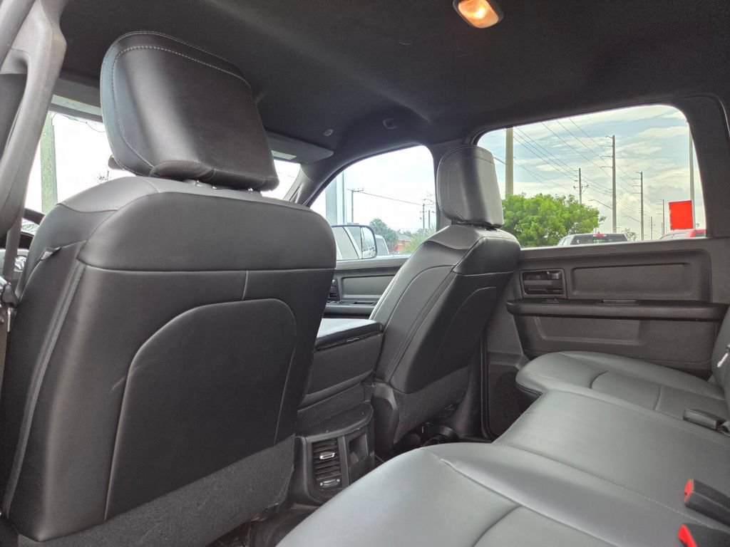 Used 2022 RAM 2500 Tradesman w/ Chrome Appearance Group AWD/4WD image 22