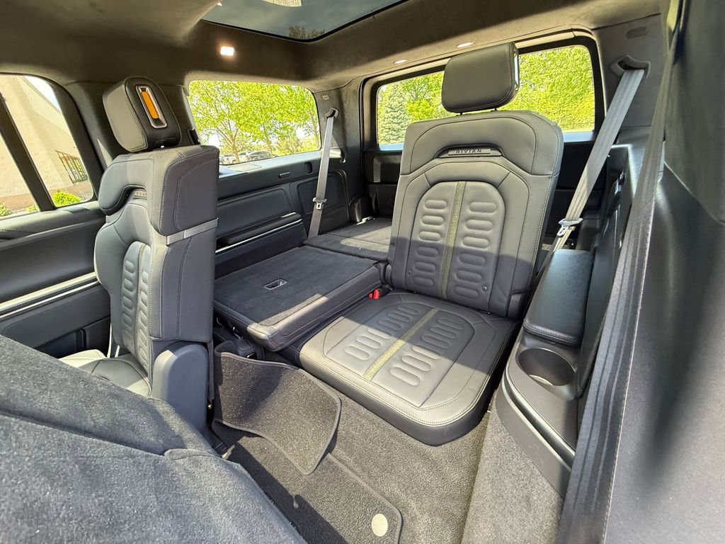 Used 2022 Rivian R1S Launch Edition AWD/4WD image 13