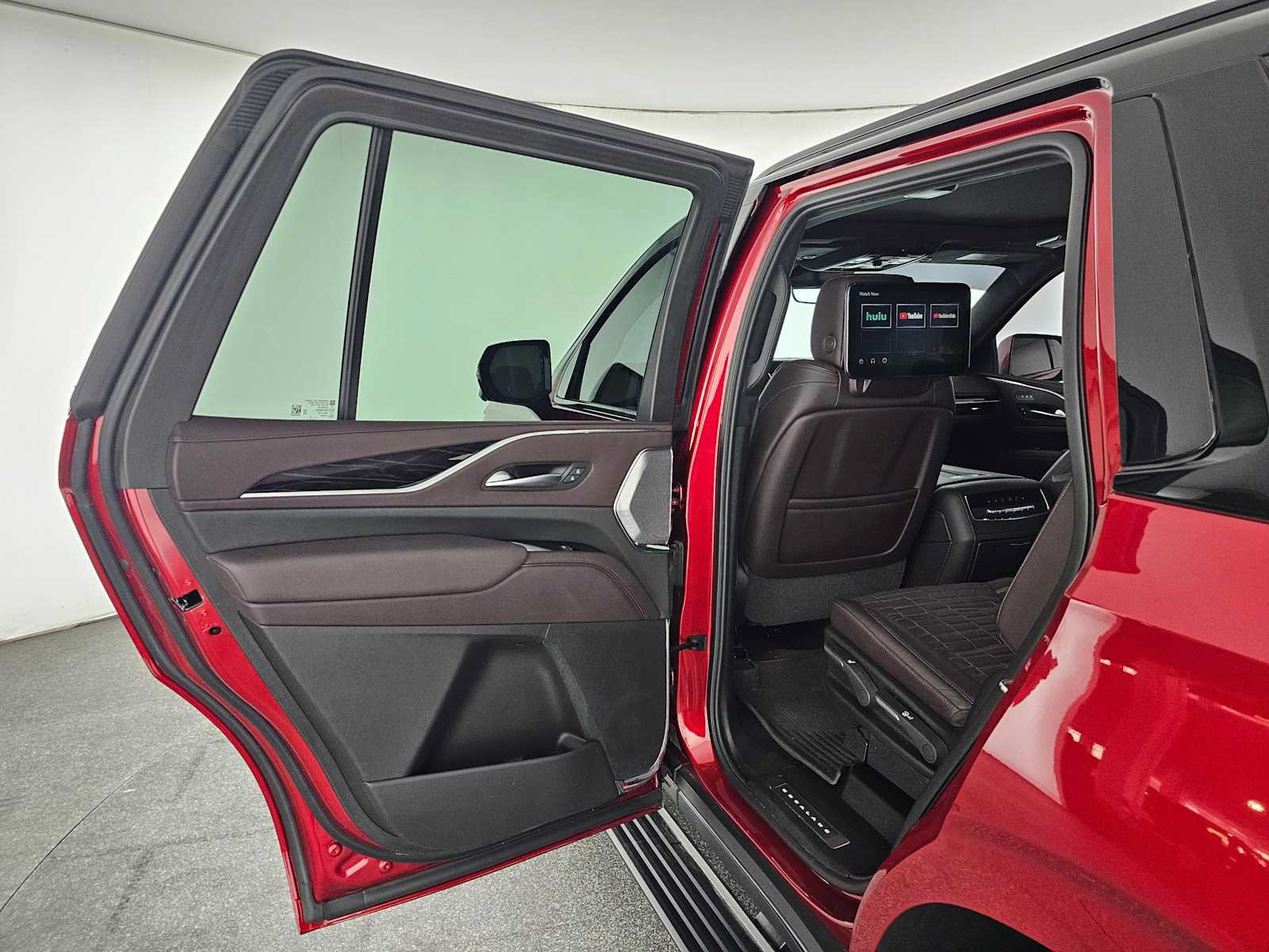 Certified 2024 Cadillac Escalade V AWD/4WD image 18