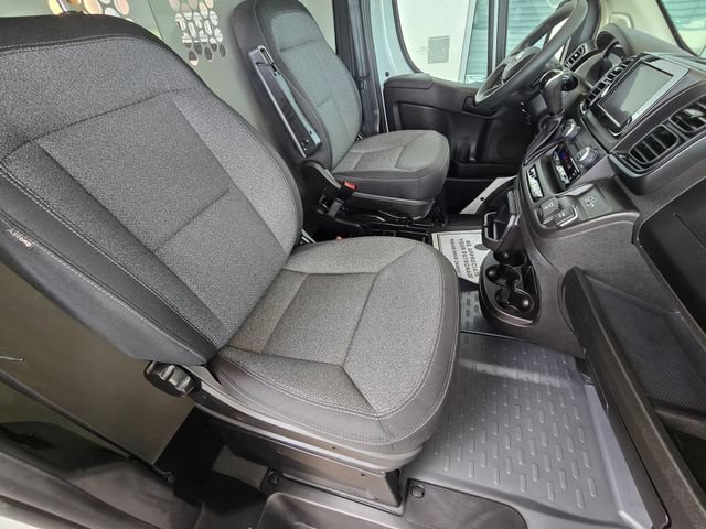 Used 2025 RAM ProMaster 2500 w/ Convenience Group FWD image 10