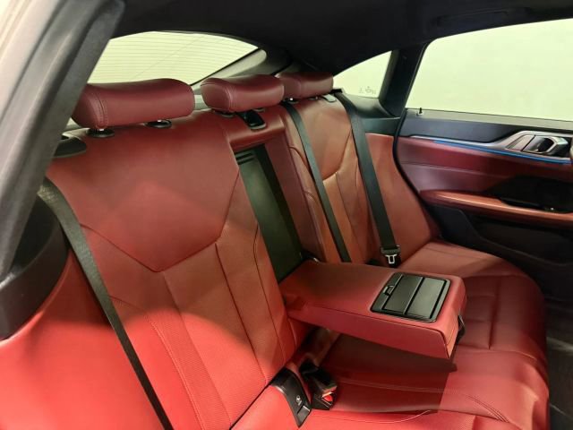 Used 2023 BMW i4 eDrive40 w/ M Sport Package image 28