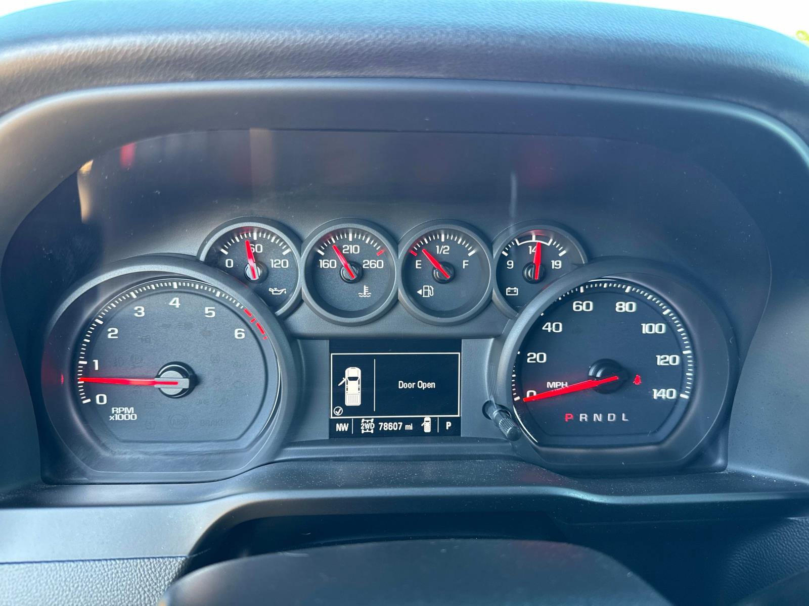 Used 2020 Chevrolet Silverado 2500 Custom w/ Custom Value Package image 26