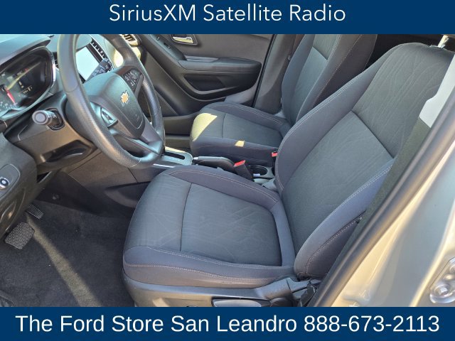 Used 2017 Chevrolet Trax LT FWD image 12