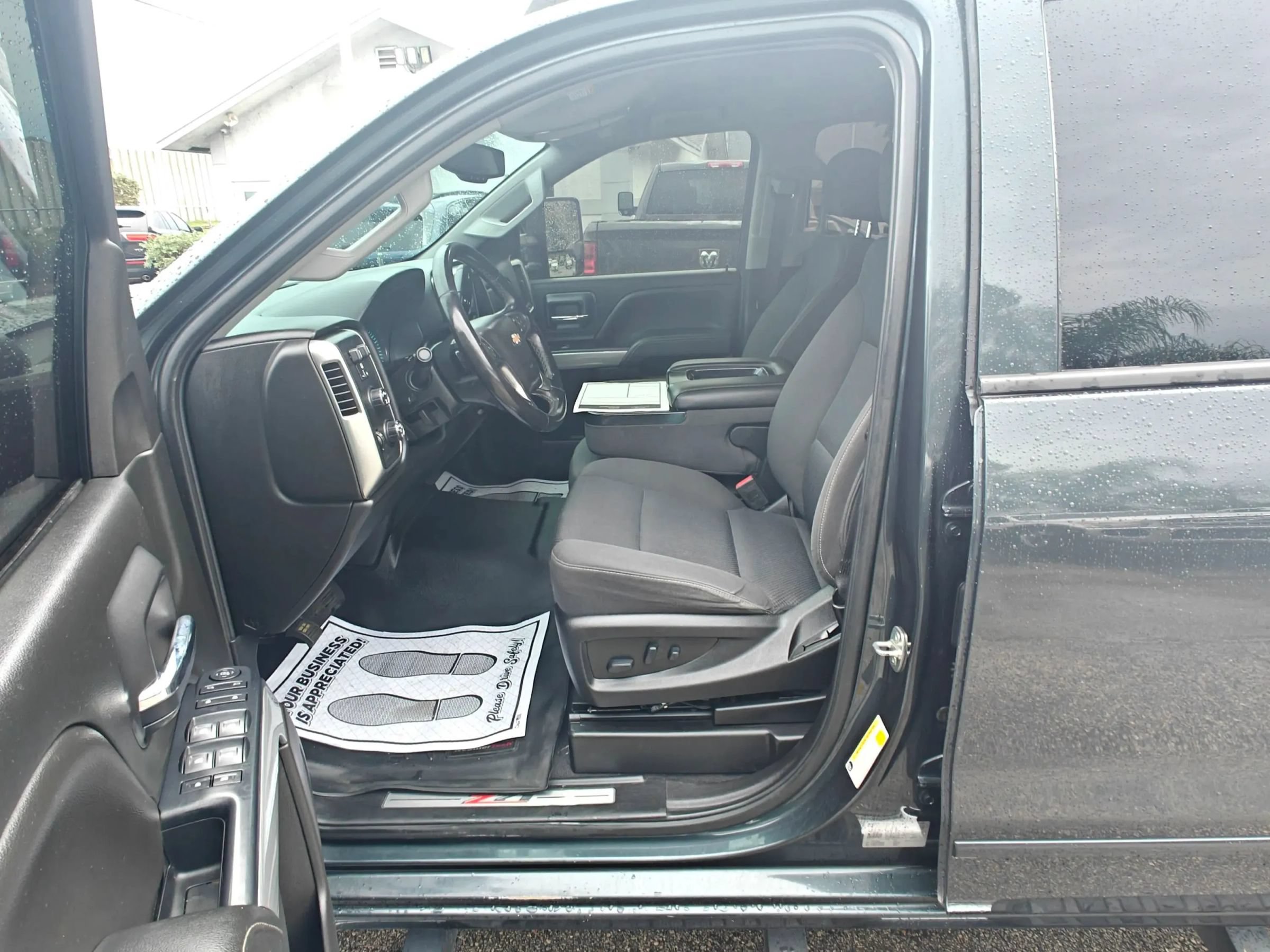 Used 2019 Chevrolet Silverado 2500 LT w/ All Star Edition AWD/4WD image 11