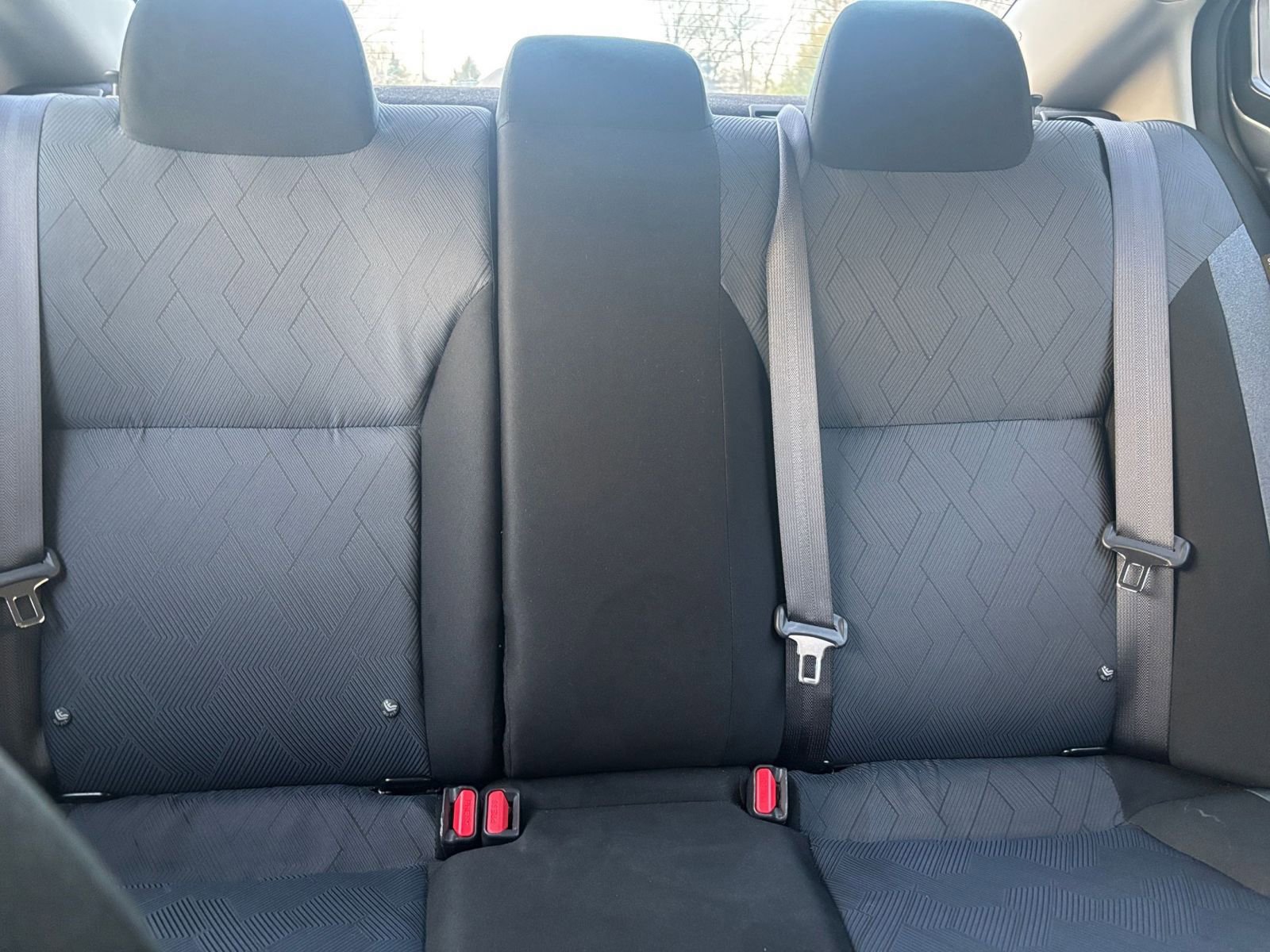 Used 2025 Nissan Versa SV image 36