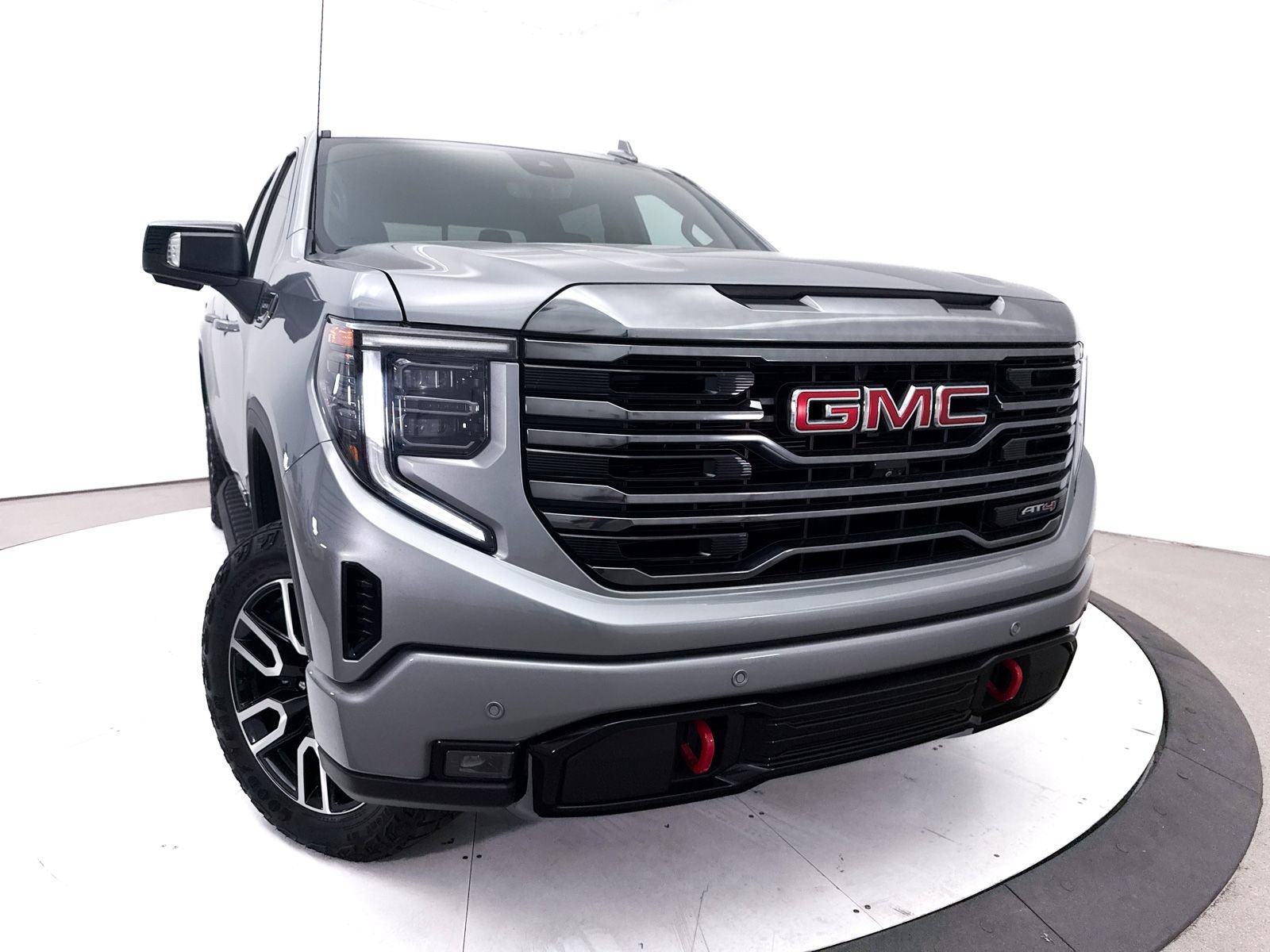 Used 2023 GMC Sierra 1500 AT4 w/ AT4 Premium Package AWD/4WD image 8