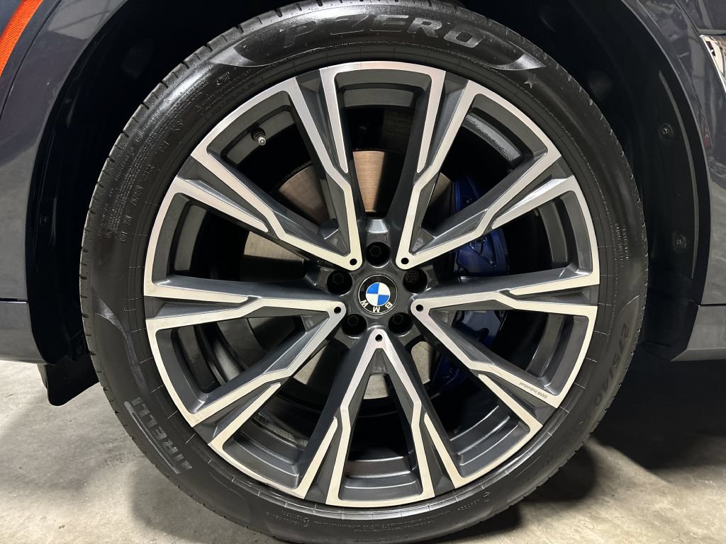 Used 2021 BMW X7 xDrive40i w/ Premium Package AWD/4WD image 39