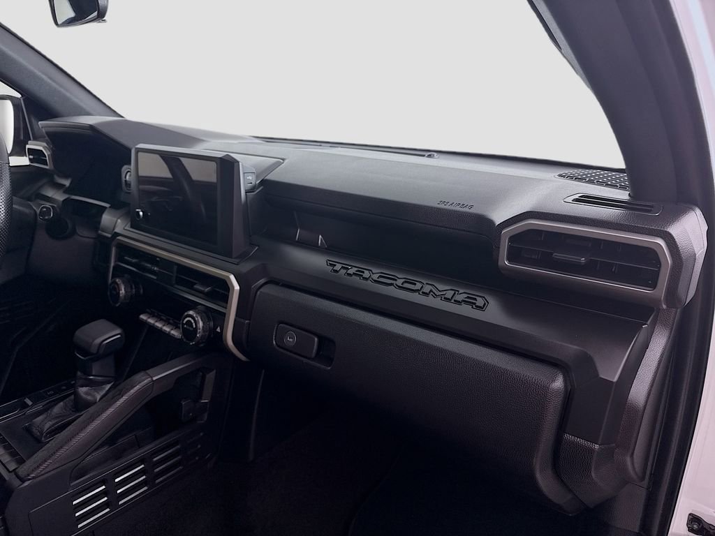 Certified 2024 Toyota Tacoma SR image 18