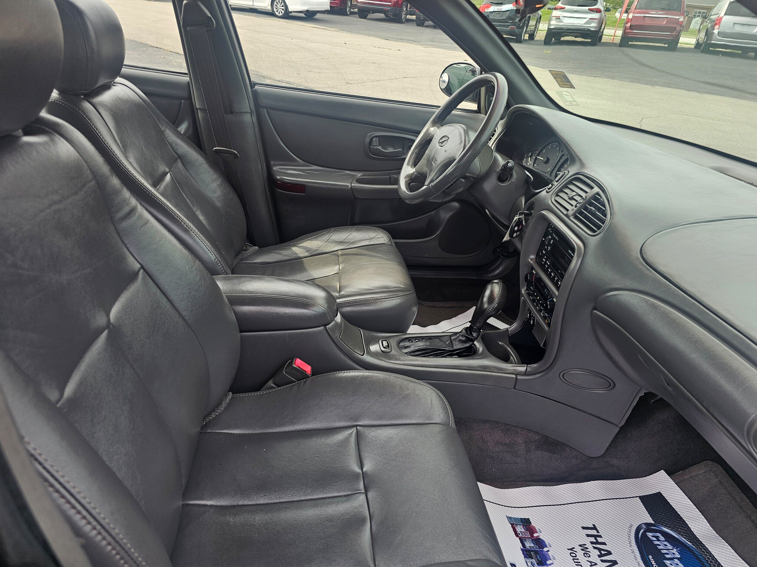 Used 2000 Oldsmobile Intrigue GL FWD image 18