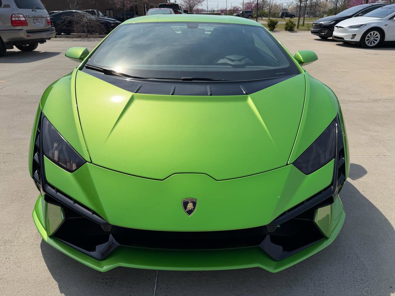 Used 2023 Lamborghini Huracan Tecnica RWD image 9