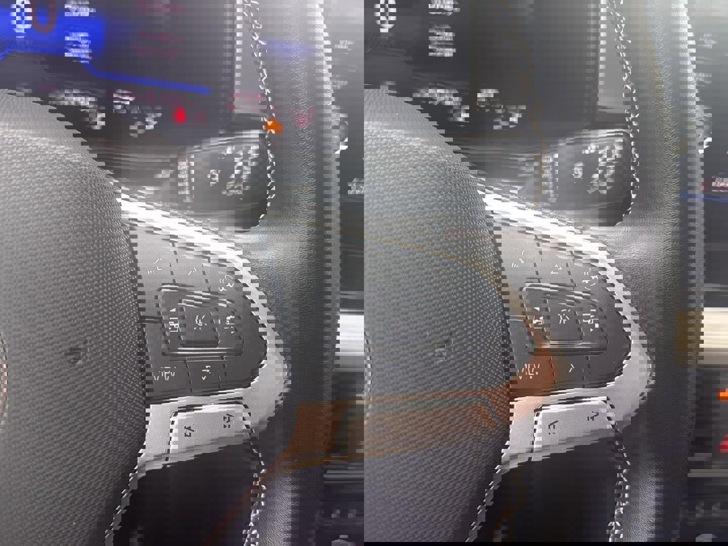 Used 2025 Volkswagen Taos S image 15