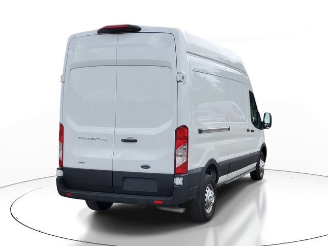 Used 2023 Ford Transit 250 148 High Roof AWD image 4