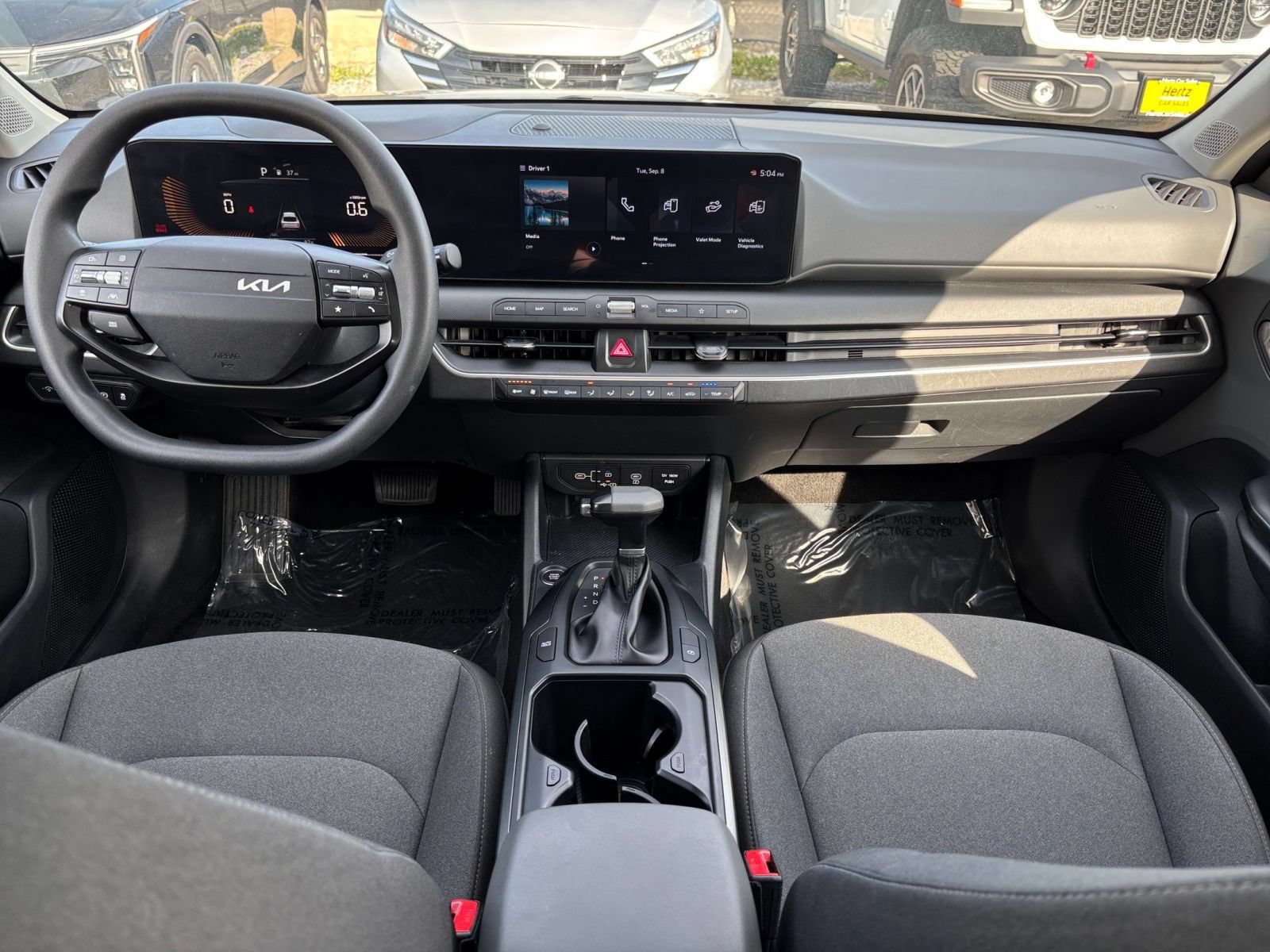 Used 2025 Kia K4 FWD image 32