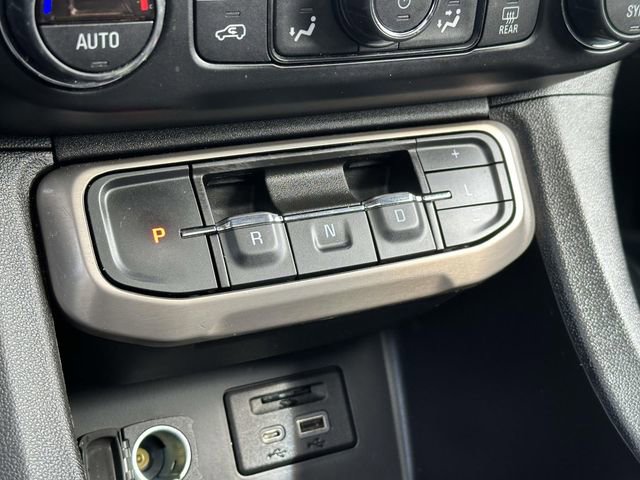 Used 2021 GMC Acadia Denali w/ Denali Ultimate Package image 16