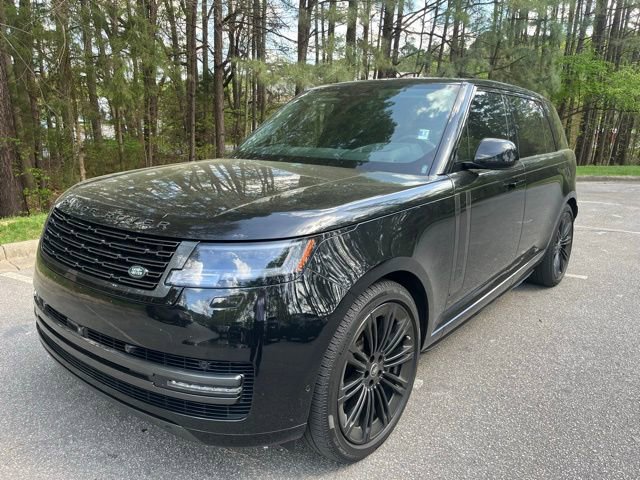 Certified 2025 Land Rover Range Rover Long Wheelbase Autobiography image 1