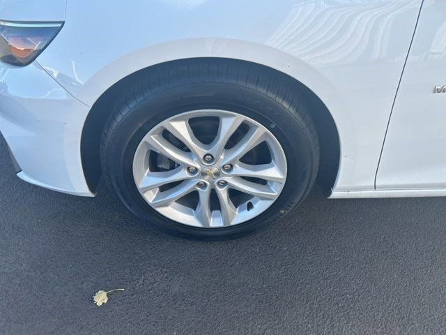 Used 2018 Chevrolet Malibu LT image 44